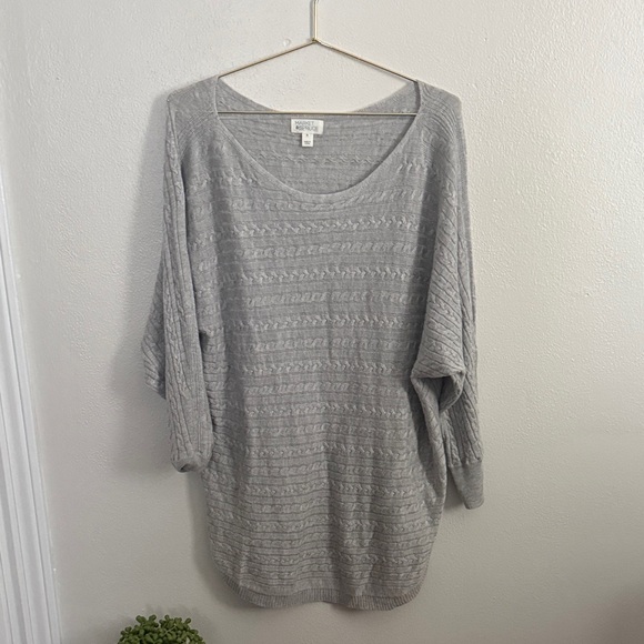 Market & Spruce Sweaters - Market & Spruce Light Gray Women's Sweater